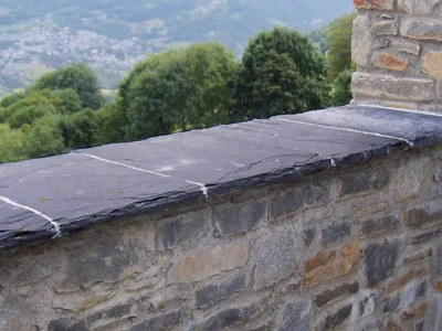 Bâti / Couvertine / Socle de poteau