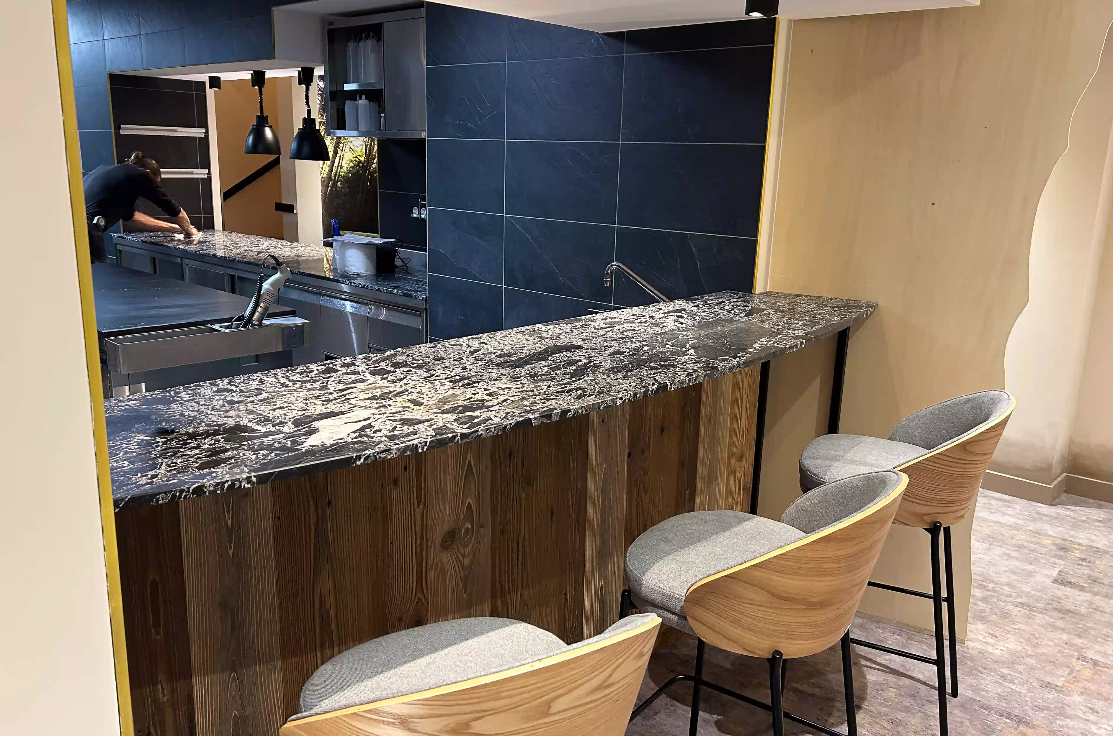 Comptoir ors petit antique