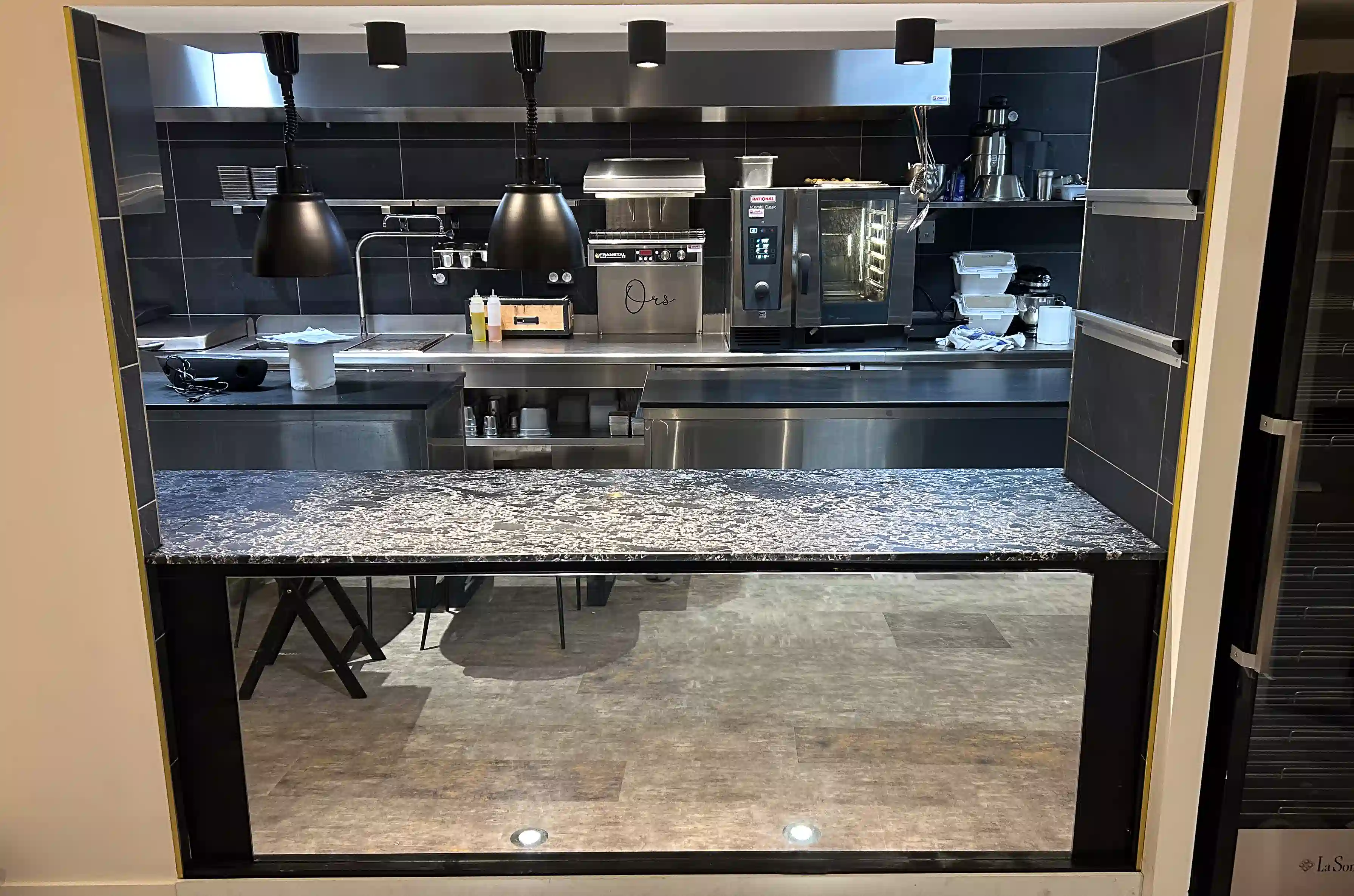 Comptoir ors petit antique