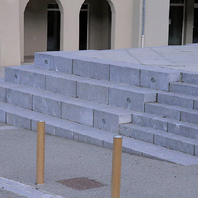 Place publique de Loudenvielle